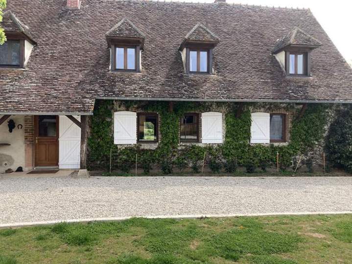Portes en bois et fenêtres design Moulins