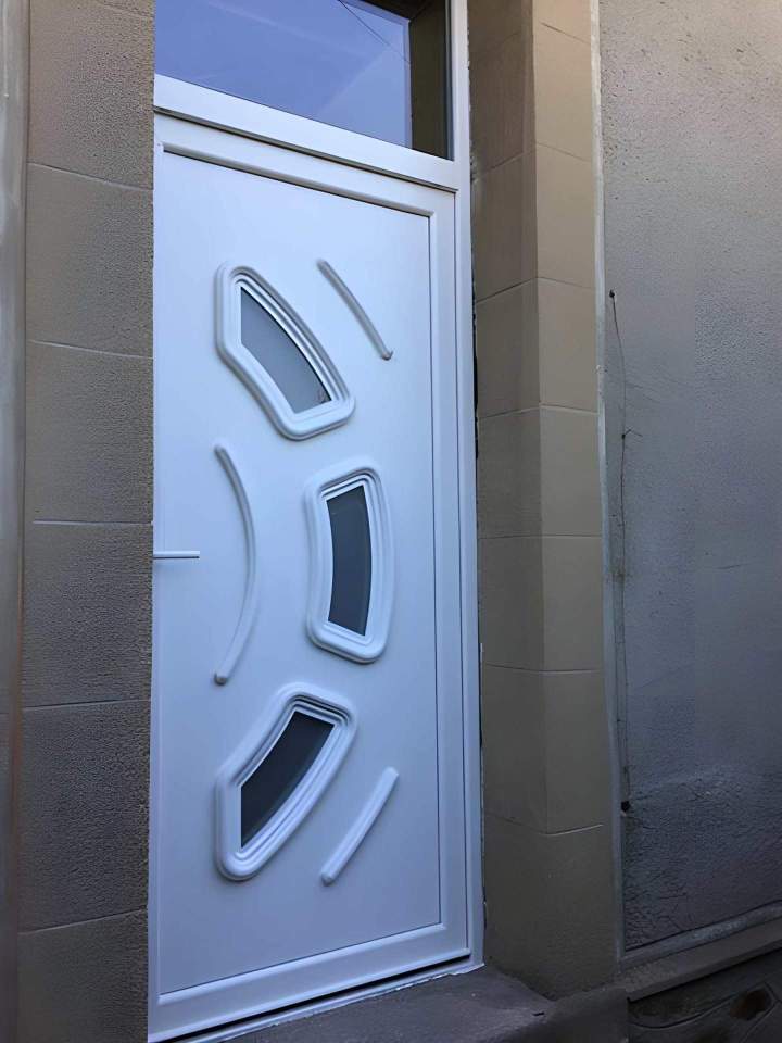 Porte design en bois Moulins