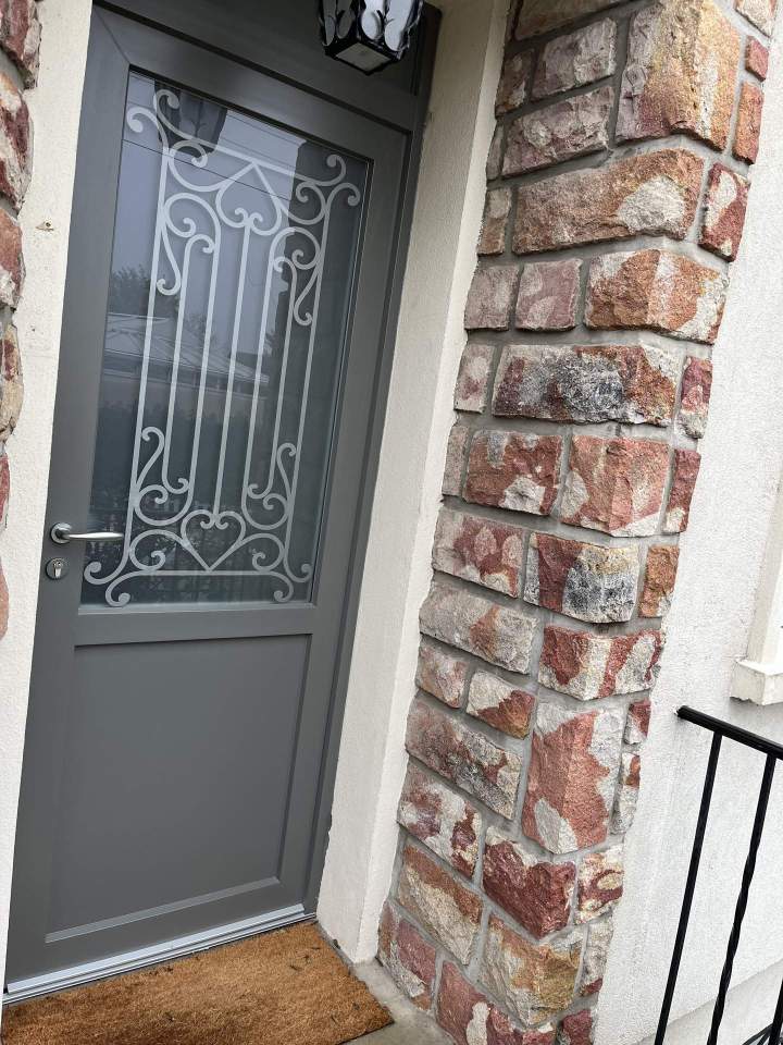 Fenêtre, porte et volet en alu (16)