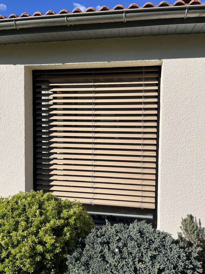 Fenêtre, porte et volet en alu (23)