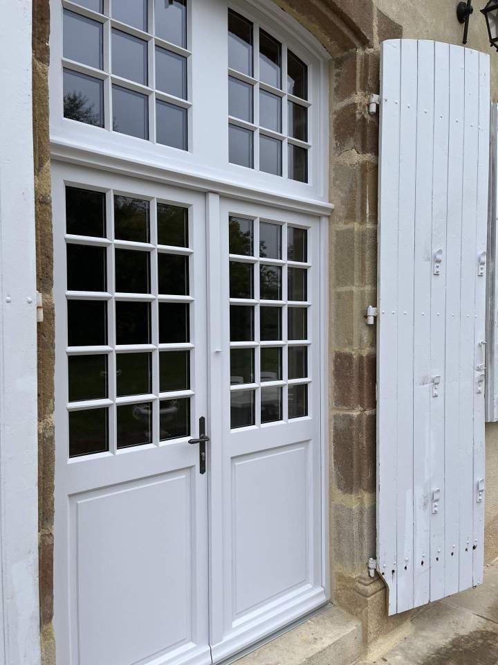 Fenêtre, volet, portail, terrasse, porte en bois (6)