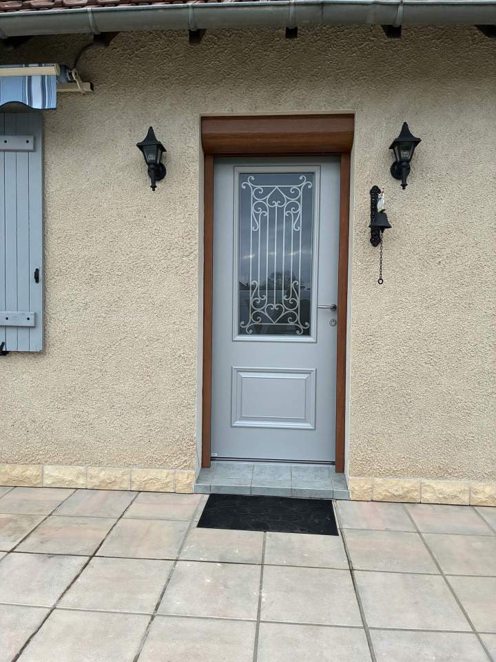 Fenêtre, volet, portail, terrasse, porte en bois (35)