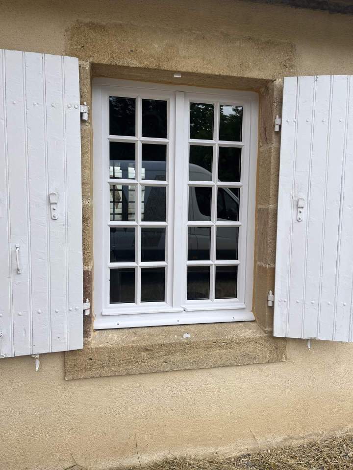 Fenêtre, volet, portail, terrasse, porte en bois (26)