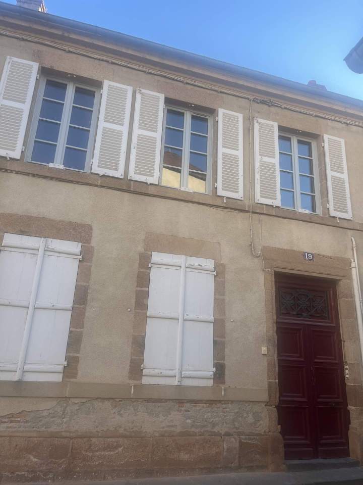 Fenêtre, volet, portail, terrasse, porte en bois (22)