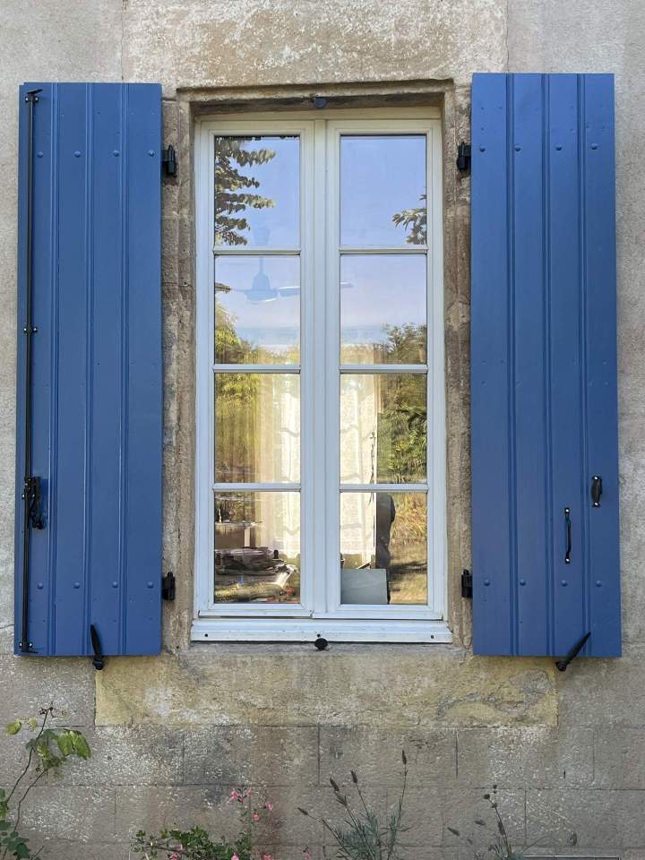 Fenêtre, volet, portail, terrasse, porte en bois (29)