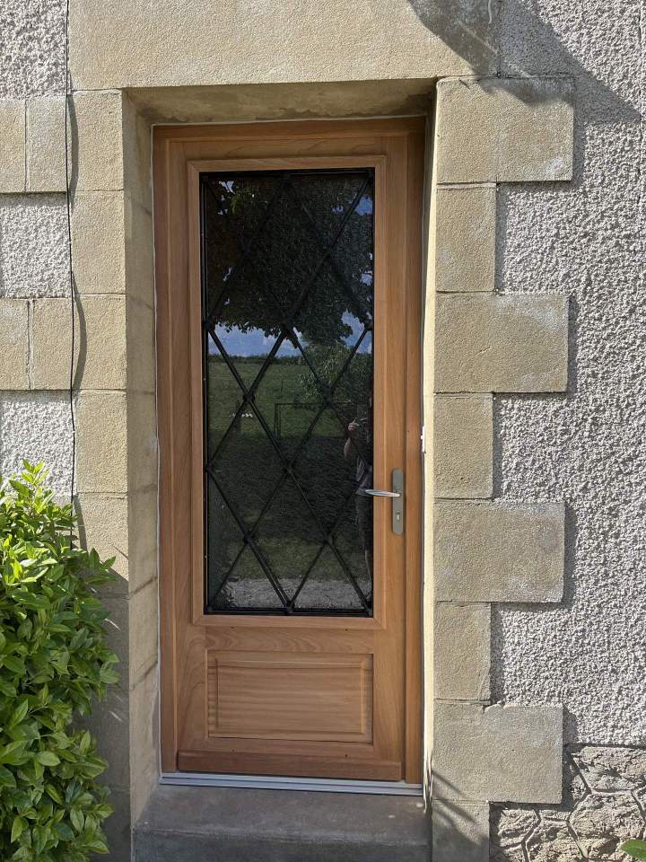 Fenêtre, volet, portail, terrasse, porte en bois (23)