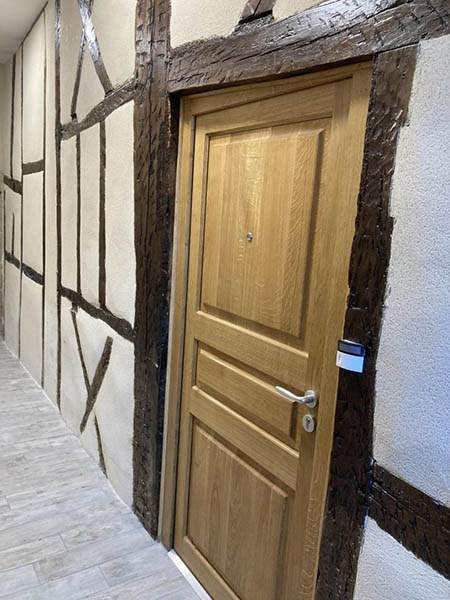 Porte intérieure bois classique design Moulins