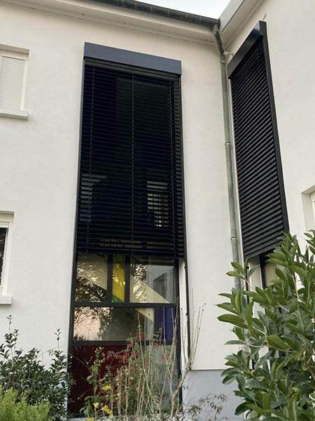 Fenêtre avec store Moulins