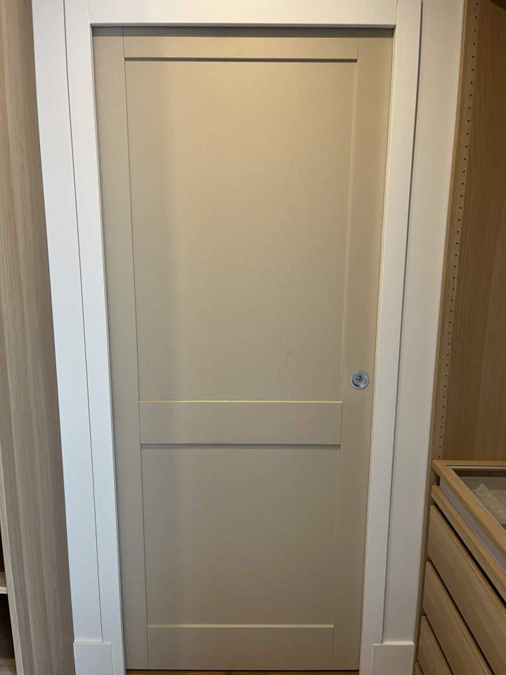 porte intérieure (16)