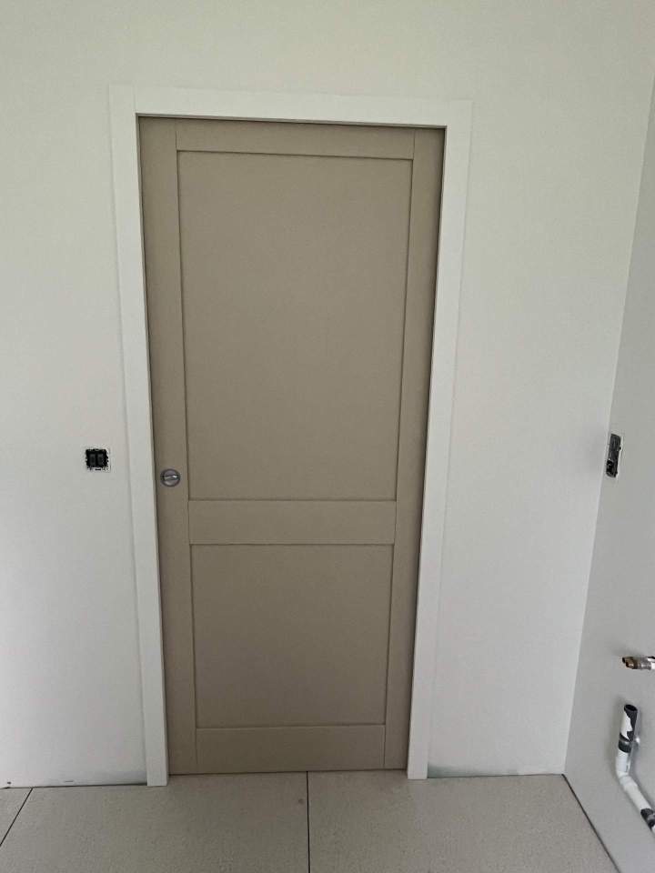 porte intérieure (17)